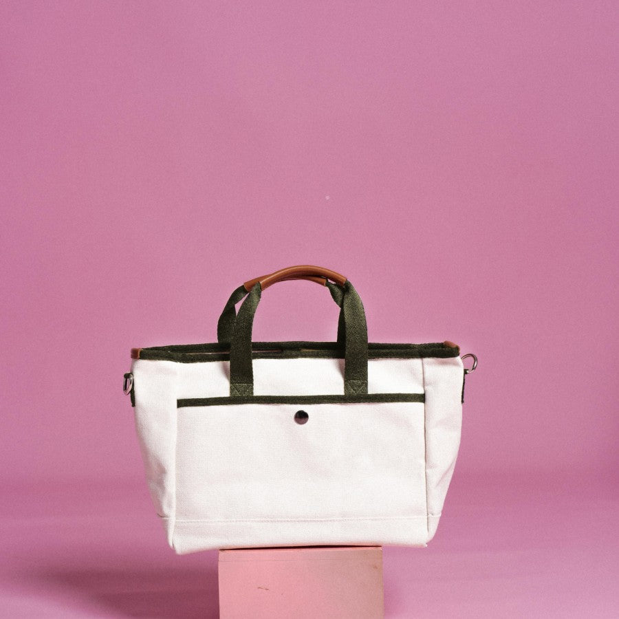 THE HAMPTONS by GOODMOMENTS x CATHY SHARON