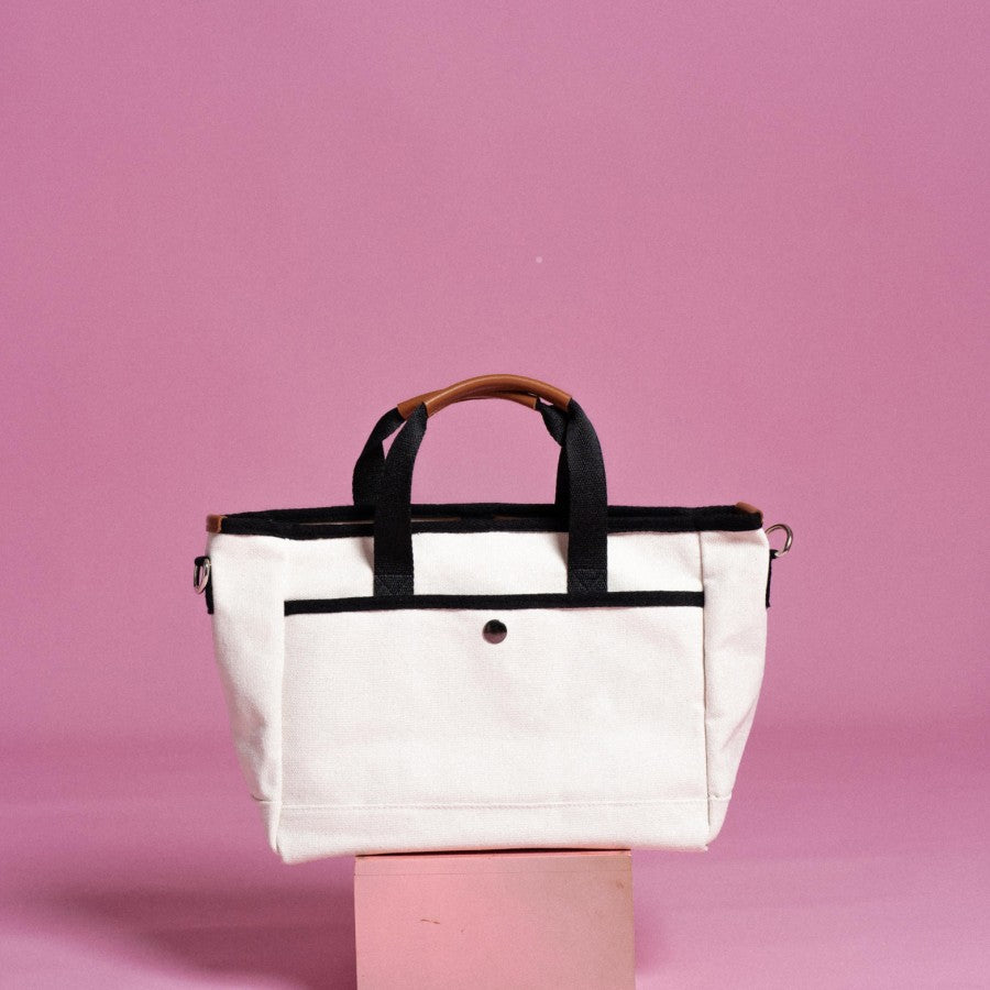 THE HAMPTONS by GOODMOMENTS x CATHY SHARON