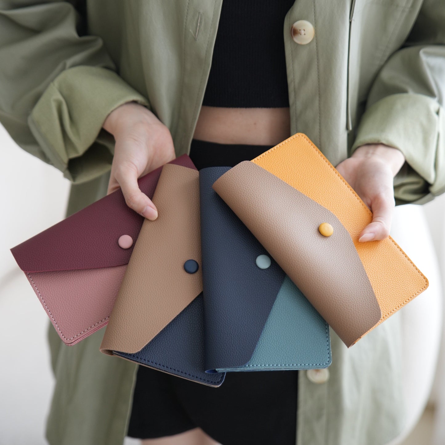 BILLIE WALLET TWO TONE - Two Tone Synthetic Leather Daily Wallet