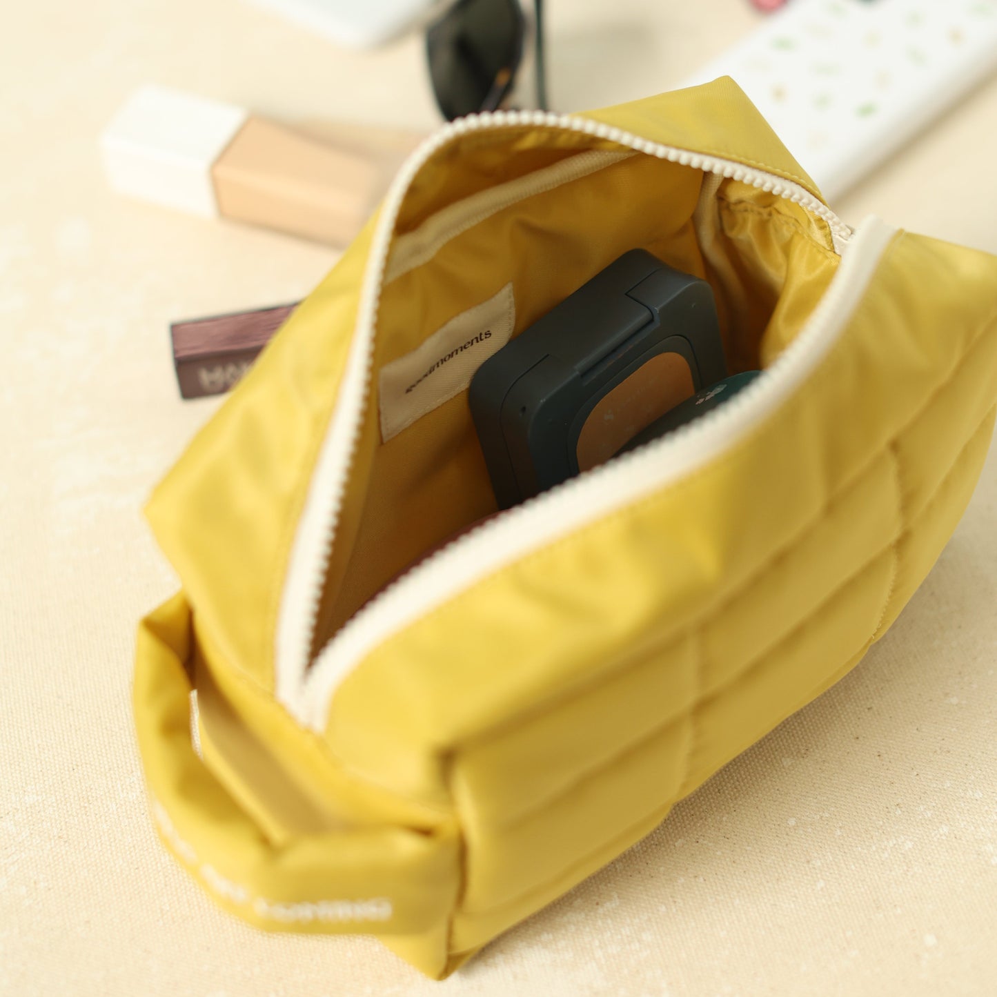BOXY POUCH - Organizer/Travel Pouch